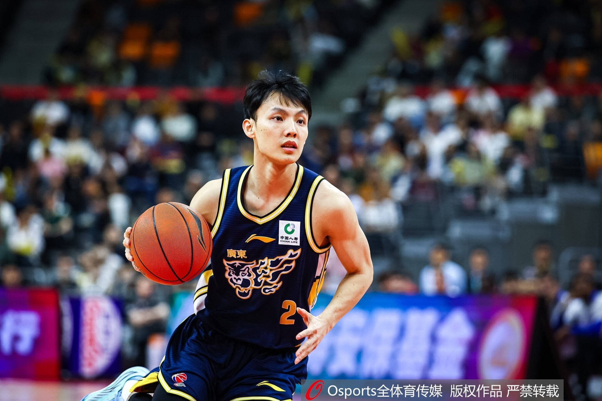 广东男篮成功注册7名球员：徐杰的B类合同还剩最后一年封面