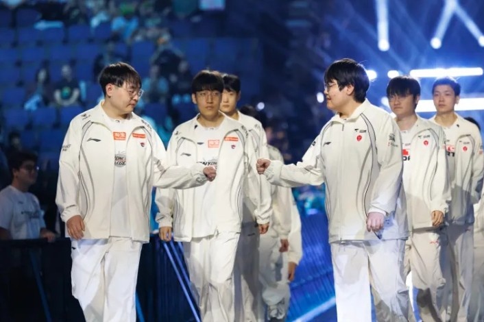 摄影师一村分享S16返图：TES VS AL镜头之外的故事封面