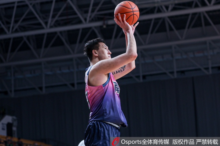 难阻失利!杜润旺24分钟6中3拿8分2板 正负值-22封面