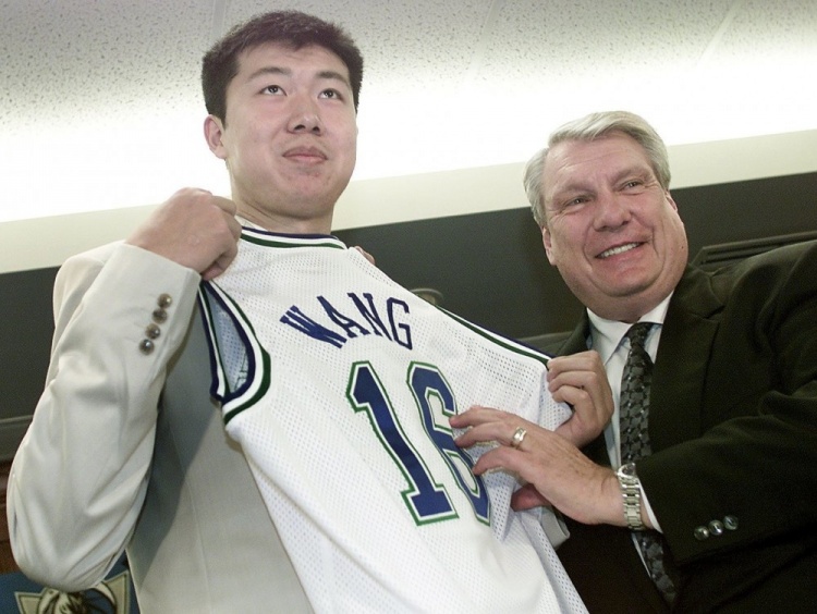 王治郅致敬老尼尔森：是你的信任 为我们中国球员打开了NBA大门封面