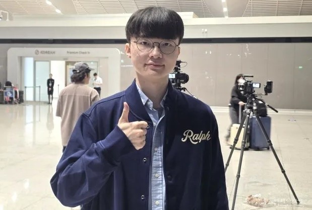Faker:虽然影响力变小,但无论过去还是现在中单都很重要封面