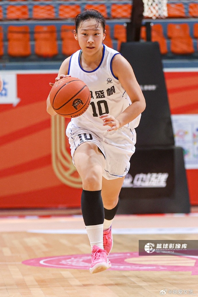 20天20队之广西金海:庞峥麟恩师挂帅,广西女篮欲展狼兵精神!封面