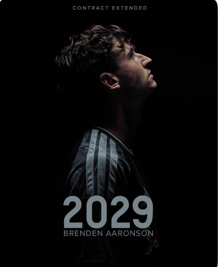 官方：利兹联与布伦登·阿伦森续约至2029年封面