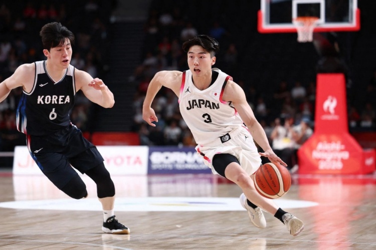 要重点盯防!黑川虎徹10中6砍全场最高23分 战韩国拿21分封面