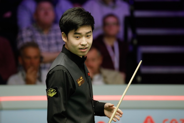 斯佳辉6-4战胜格雷斯，晋级斯诺克国际锦标赛32强，将战刘宏宇封面