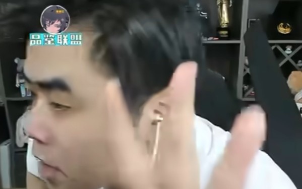 朱开怒喷LPL首日大满败:你开哥不在LPL一年不如一年封面