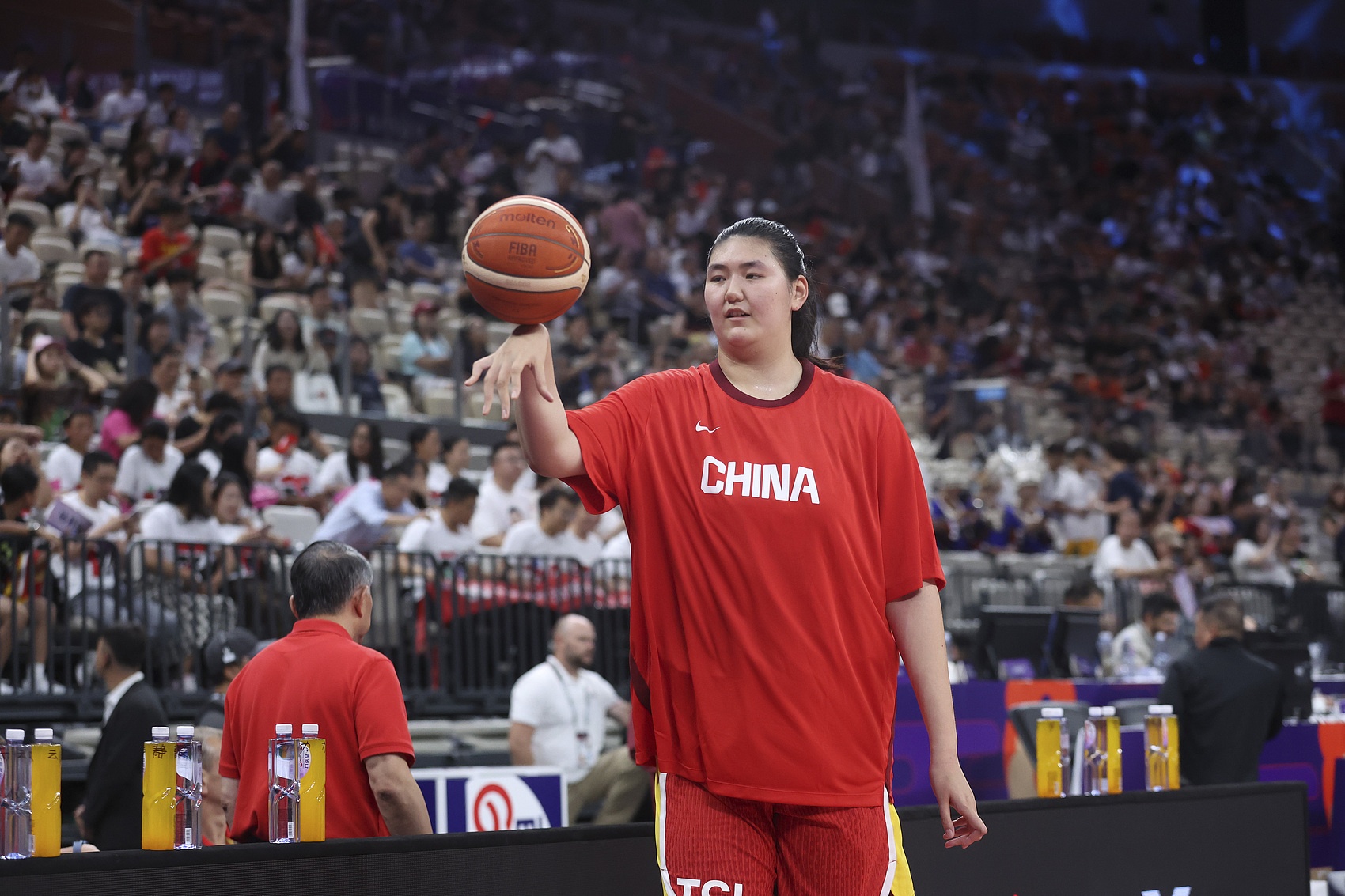 媒体人:张子宇去美国确实有可能练伤 但只要练到 必有很大的进步封面