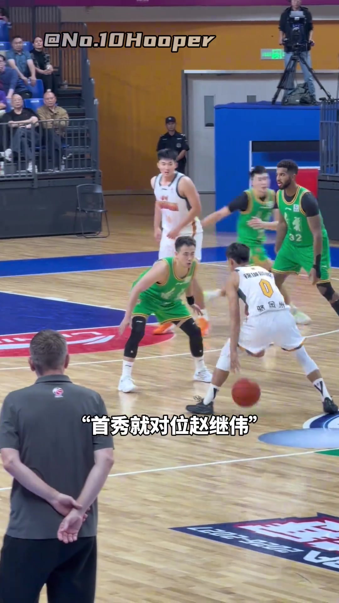 绕腰上篮很惊艳👍19岁四川最强高中生骆金州CBA首秀9分钟砍11分封面