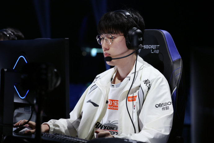 S16瑞士轮第四日赛果：TSW、AL成首批出局队伍，LPL三队会师2-1组封面