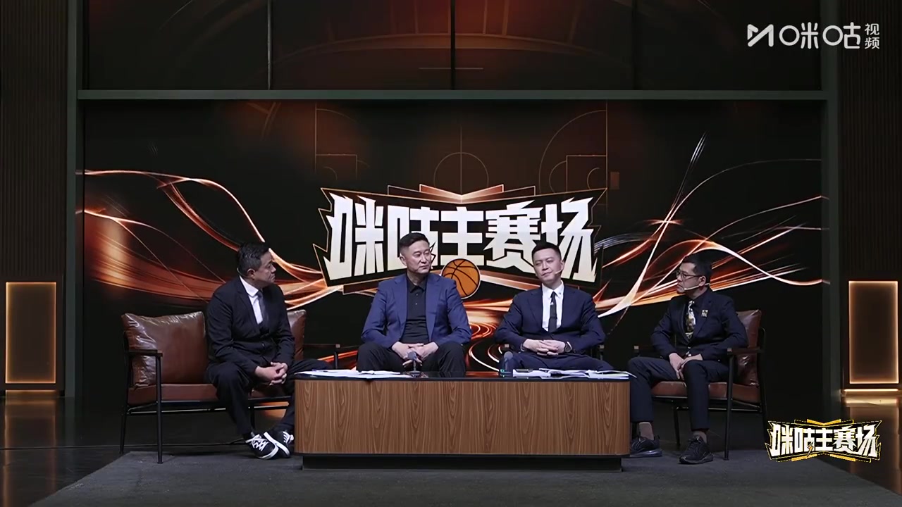 杜锋：对杜润旺离开广东表示遗憾 也希望他在新的球队有好的表现封面