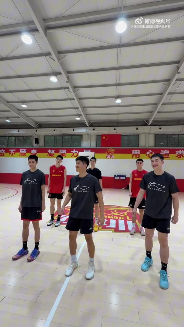 赴一场秋月之约🌙赏人间温柔烟火 中秋喜乐 万事胜意！封面