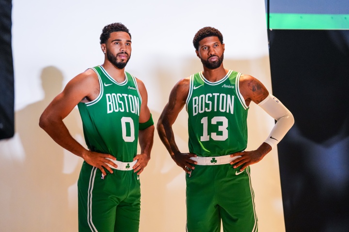 Lowe：东部除尼克斯外 NBA绝大多数高管和教练选择绿军进总决赛封面