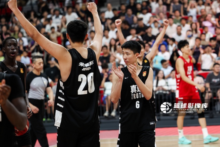 媒体人：张宇辰早点去打高水平比赛 才能有效帮助他提高封面