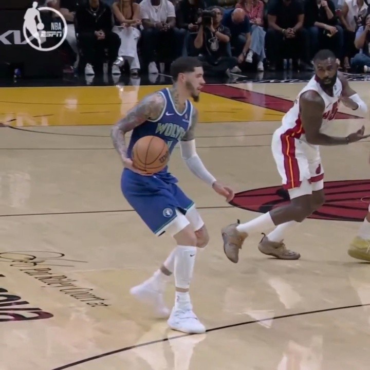 追梦:三球争议动作按NBA规则不算走步 他一直都没有双手合球封面