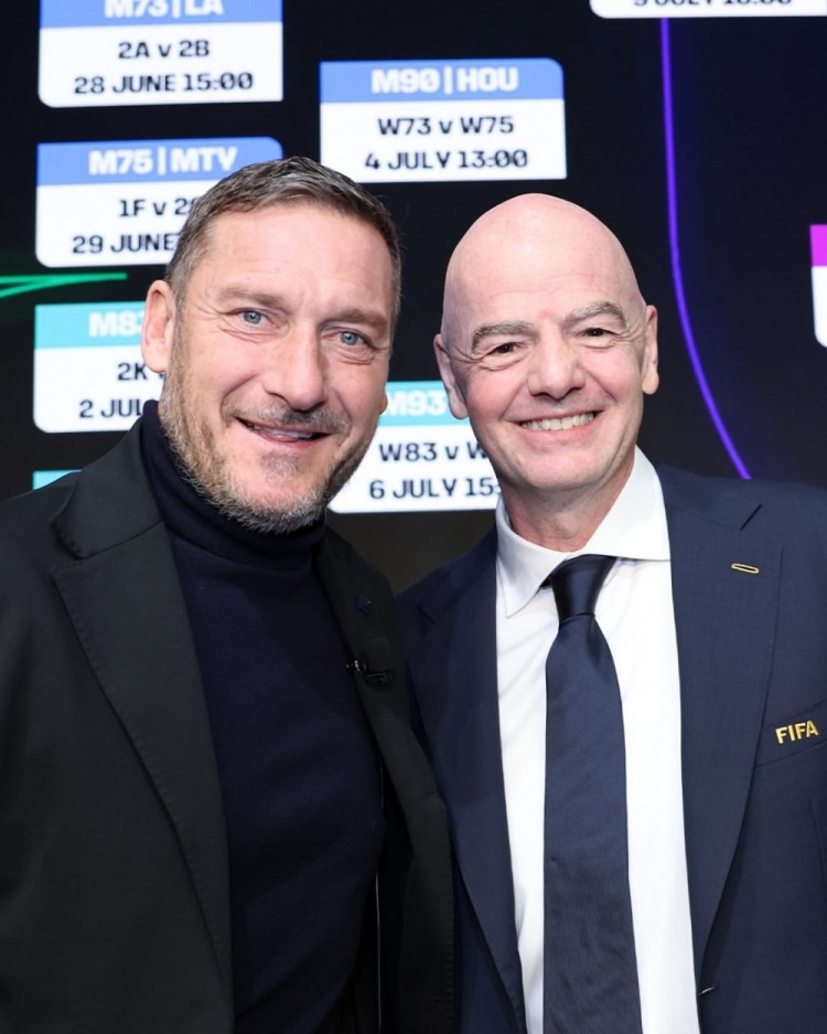 托蒂50岁生日！FIFA主席：像你这样终身效力一家俱乐部的传奇不多封面