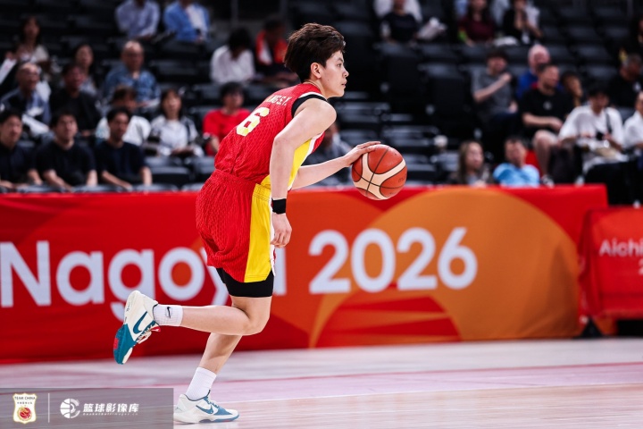 媒体人 ：这比赛也是杨舒予继续学习的好机会 是要积累经验的封面