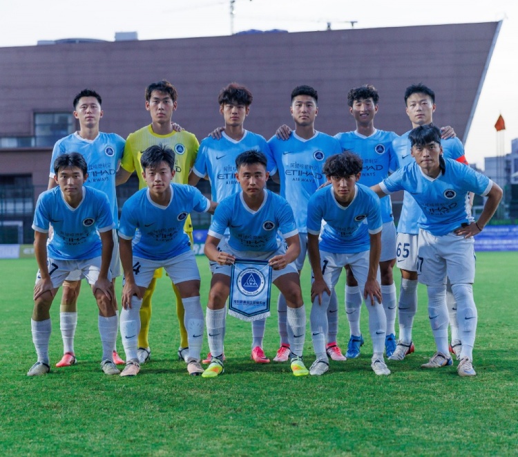 青少年足球联赛男子U20组 深圳新鹏城U20主场2比1逆转陕西联合U20封面