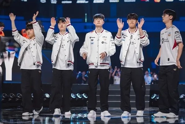 Oner：任何事都没有标准答案 尽全力接近最好 目前状态极佳封面