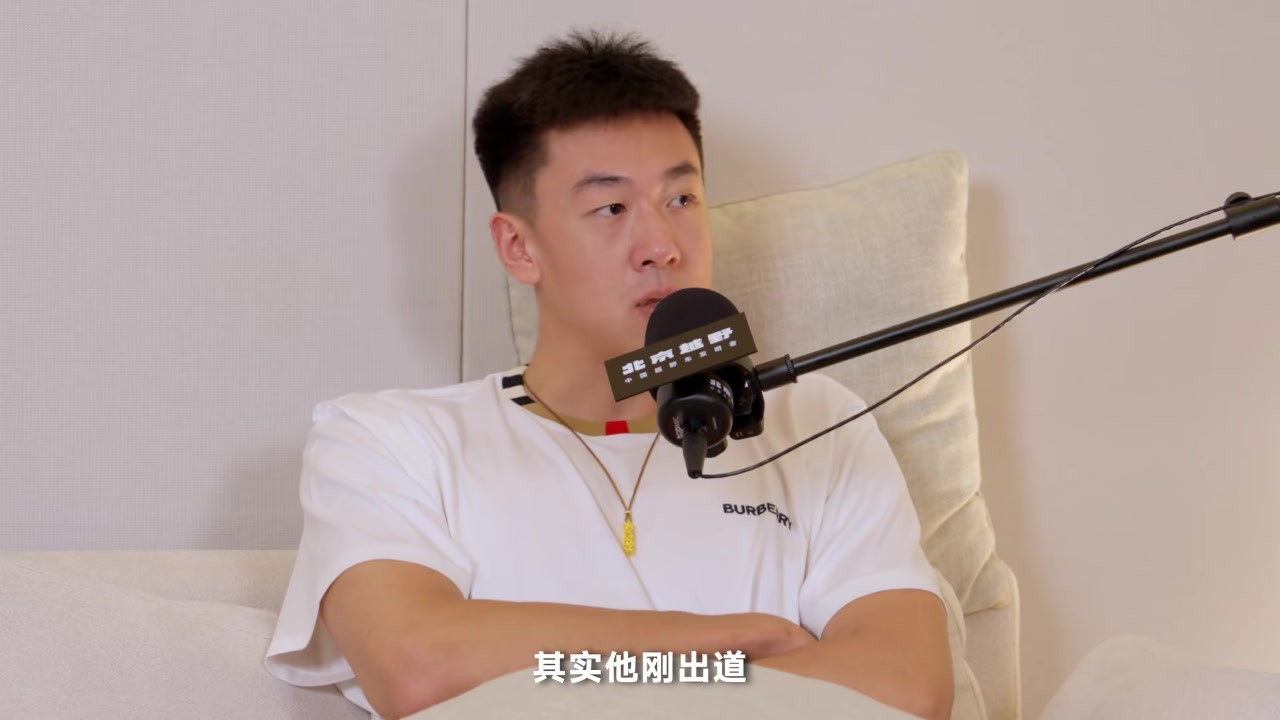 王少杰：王洪泽上赛季撞到所谓的“新秀墙” 因为他听到太多声音封面