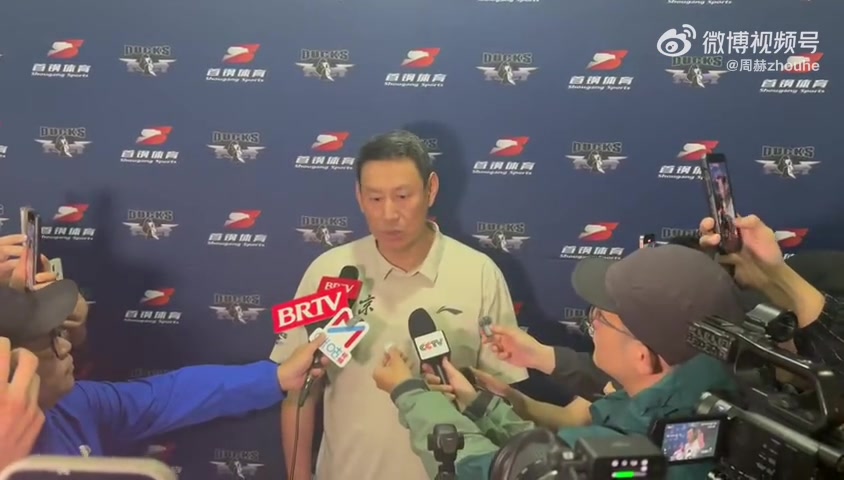 李楠:希望布朗能给北京带来气质的改变 沃特斯是一个出色投手封面