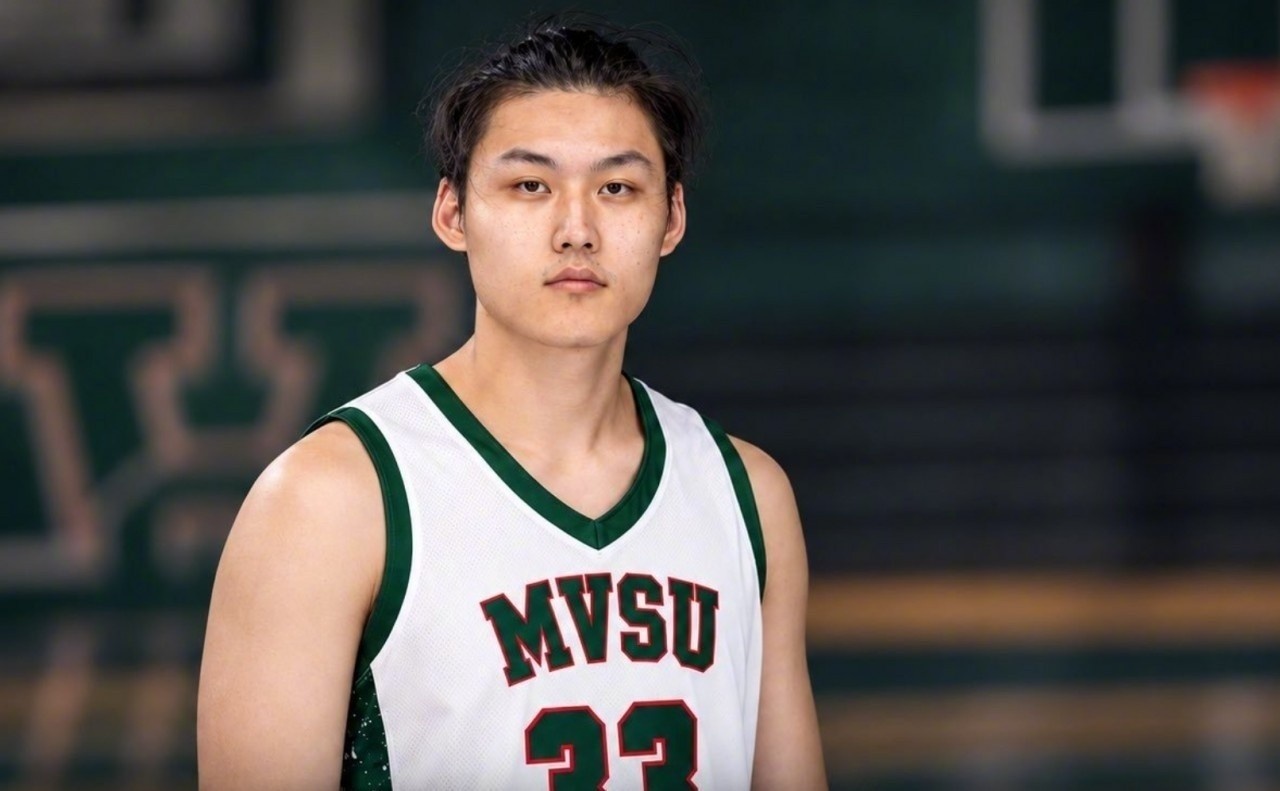 ESPN：庞清方缴纳1.2万美元保释金获释 仍面临被美国驱逐出境风险封面