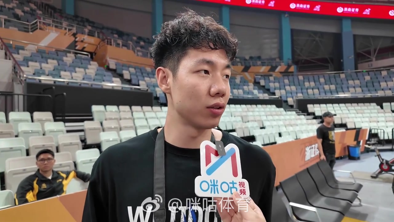 朱俊龙:目前还未达到能够比赛的状态 训练基本还是以静态为主封面
