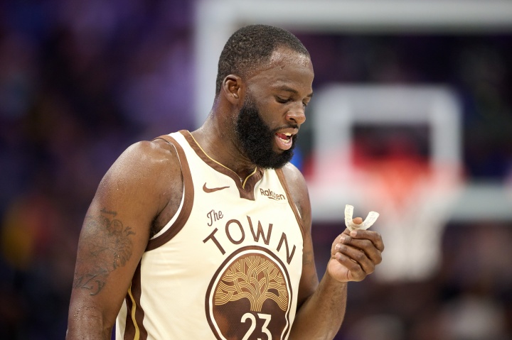 追梦:被没收的选秀权不该凭空蒸发 对拼命想挤进NBA的孩子不公平封面