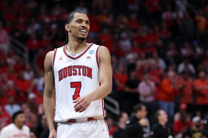 塞纳克：乌赞是我队内最亲近的人之一 他帮我更好适应NBA封面