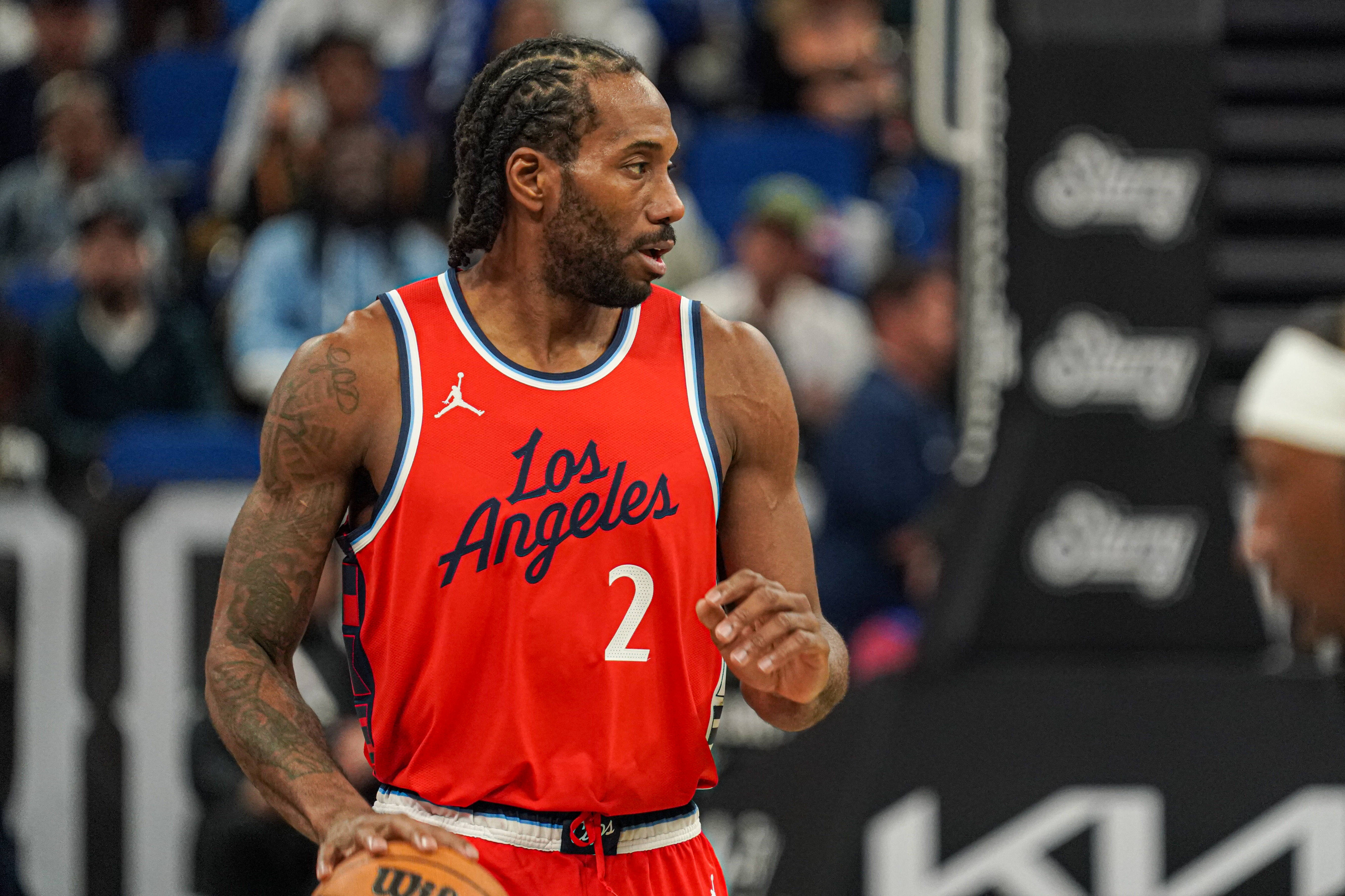 涉事屏幕公司发言人：小卡与我们无合同 鉴于NBA调查不知还能说啥封面