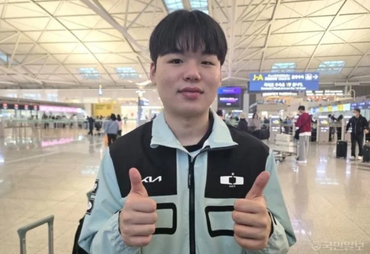 Smash:S赛开赛前的战力和最终排名并不成正比;想复仇AL封面