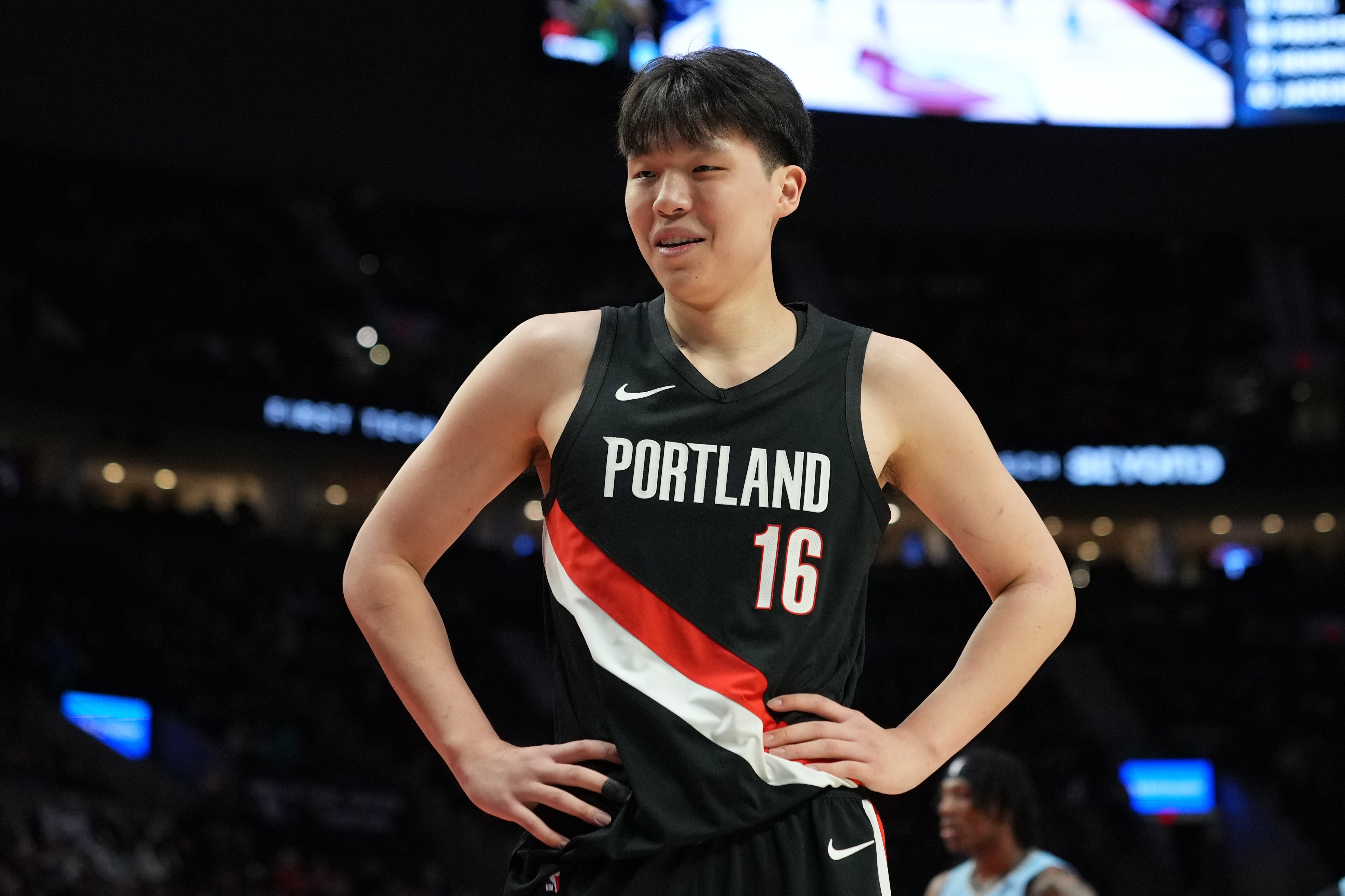 奥登:我认为如果杨瀚森能够慢下来 他将会很出色封面