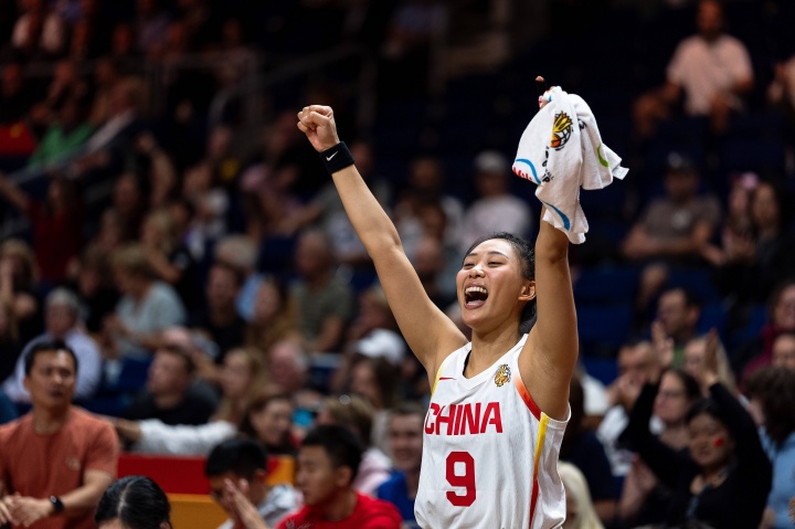 高效替补！唐子婷5投2中&罚球2中2得到7分2板2助 正负值+37封面