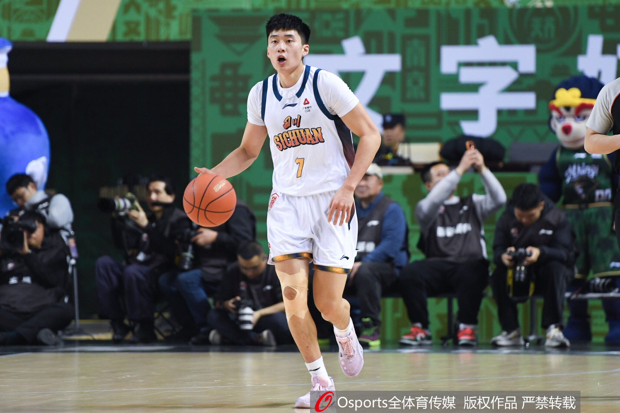 媒体人 :辽篮擅长培养后卫 段睿骐有望成为赵继伟后又一明星后卫封面