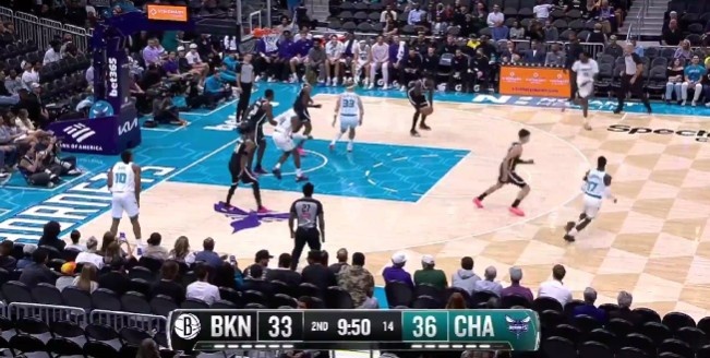 老队友疯狂对位!兰德尔反击一条龙打里德抛投取分封面