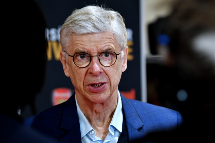 队报：温格仍犹豫是否参选FIFA主席，许多人盼他出面挑战因凡蒂诺封面