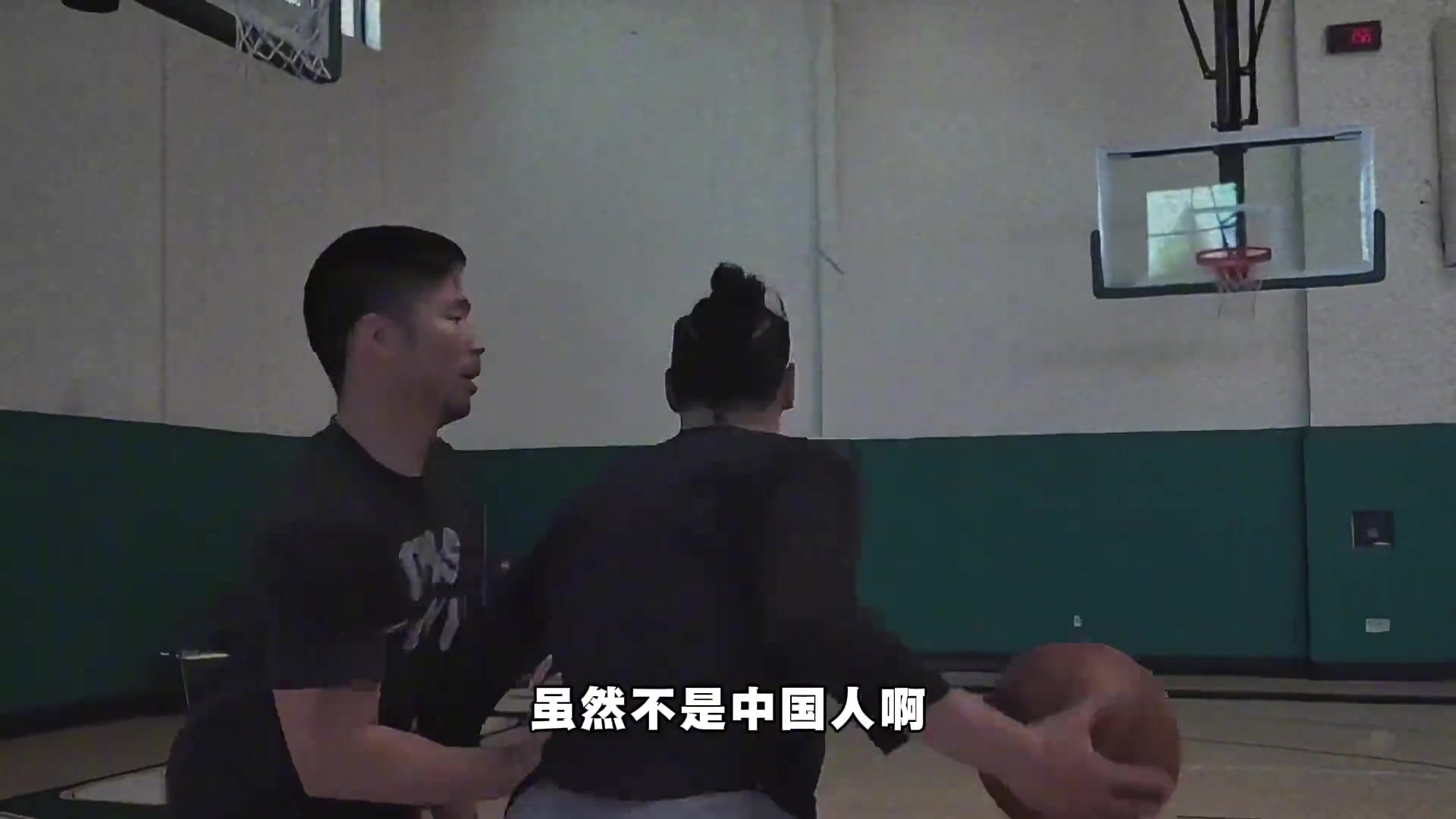 杨毅此前：黄种人外线球员在NBA的极致就是林书豪了，想不到更好的封面