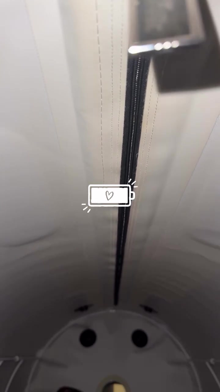 给身体充充电!老詹社媒晒训练完后进入高压仓放松身体封面
