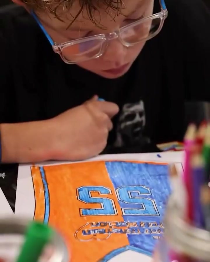 书写自己的历史！哈滕和孩子们的返校日活动！封面