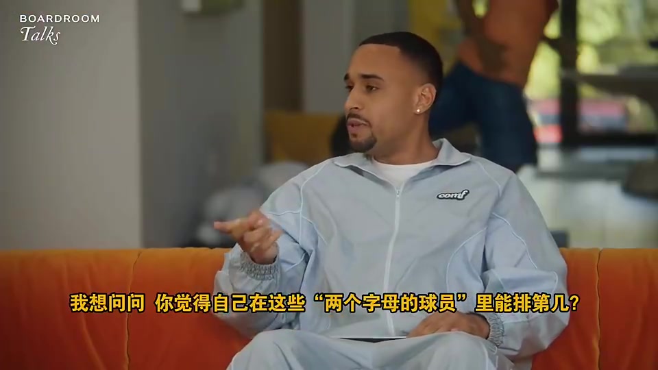 杜兰特:听说有人跟我竞争绰号KD?不存在的 听到KD就只能是我封面