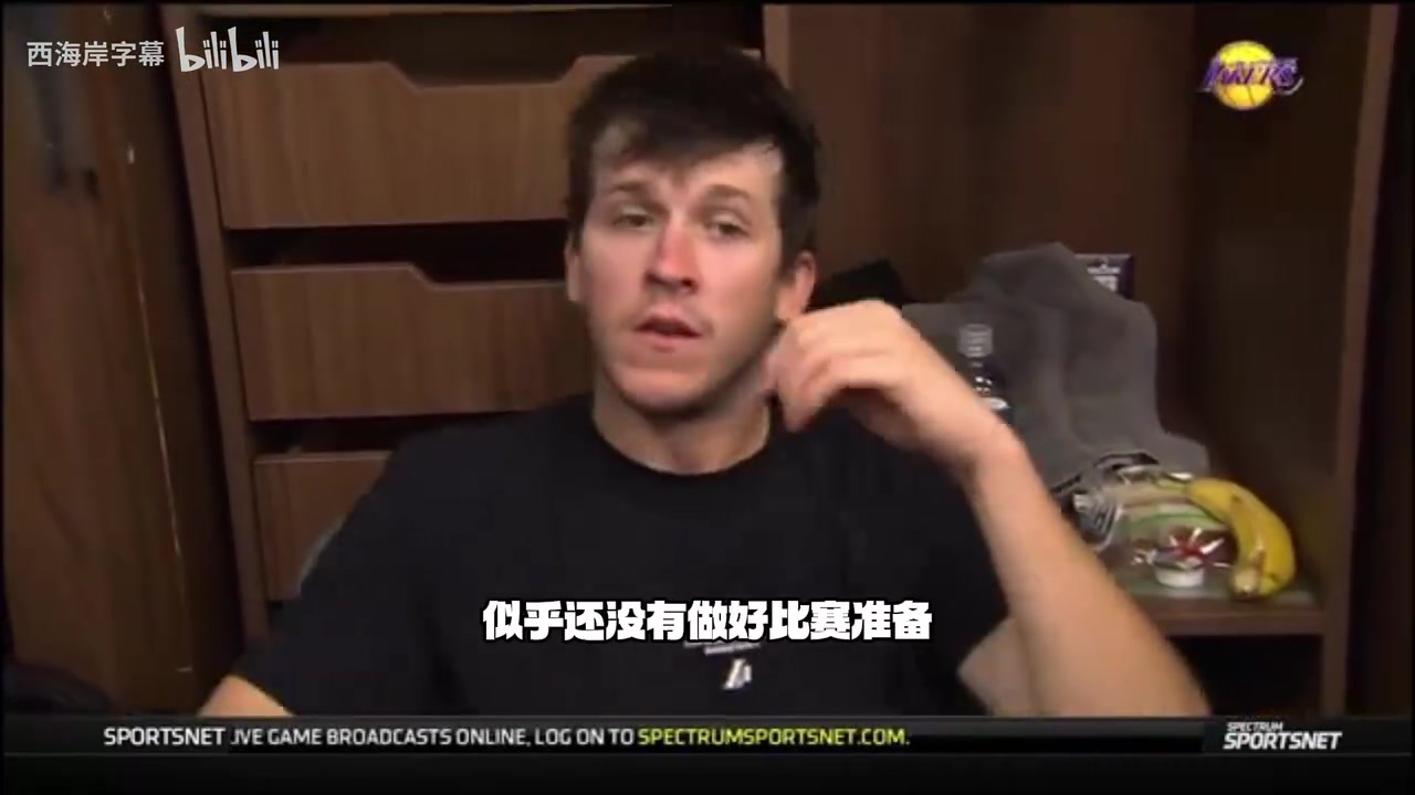 里夫斯谈东契奇52分:把球交给他就行了,我一直相信他的能力封面