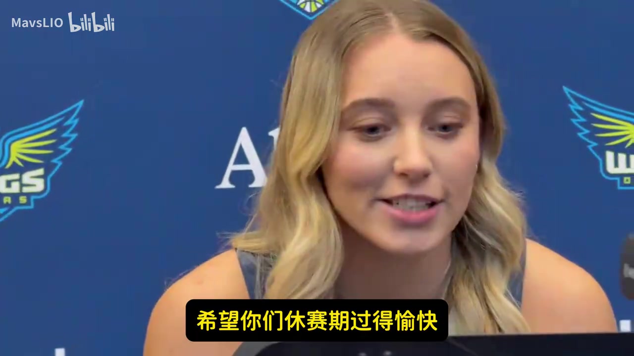 佩奇曾谈女友：我与福德的关系是私事！她靠实力当状元而非因为我封面