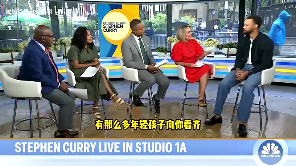 库里曾言：当今时代是NBA历史上技术最精湛的，射程占据主导！封面