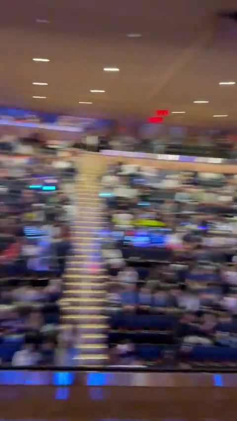 感觉体验还不错~来看看尼克斯主场的山顶票观赛体验如何👀封面