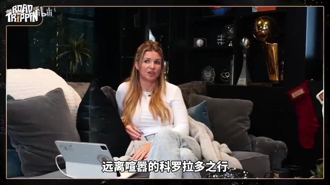 如今后者仍未签!CC此前为增加默契,还曾安排和杜伦的七日游!封面