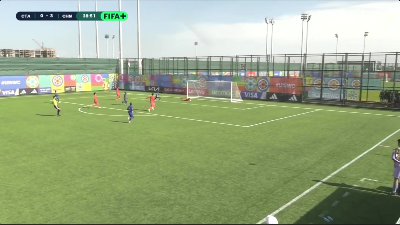 打花了!U15国足4-0中非!10号小将射门被扑,8号补射!封面