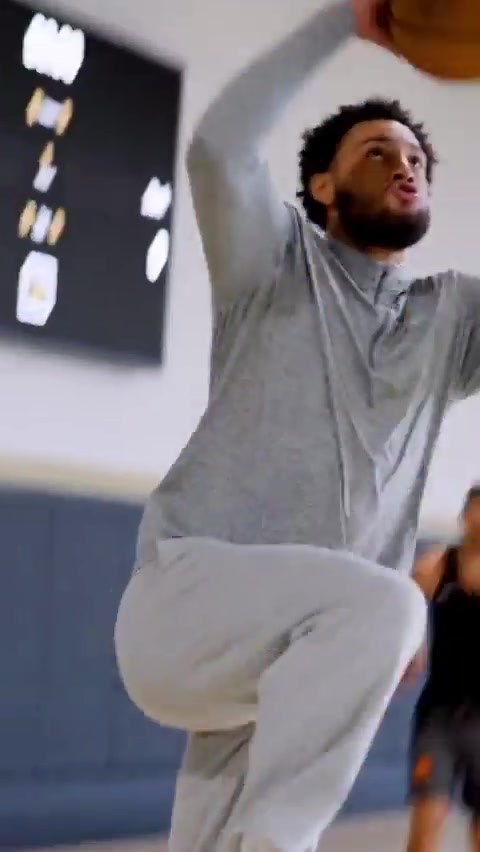 状态回暖！本·西蒙斯休赛期苦练 渴望新赛季重返NBA封面