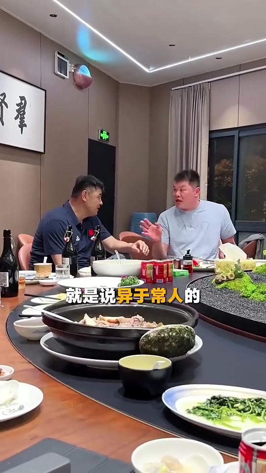 不愧战神!刘玉栋曾言:我当年跟腱断了,还足足跑了两个来回!封面