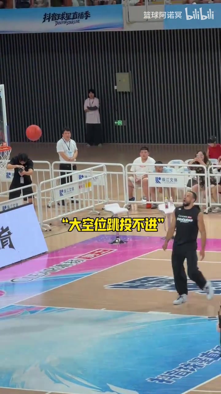 有人说狄龙是故意演的;真有人赛前放狠话、比赛时靠演技吗🤣封面