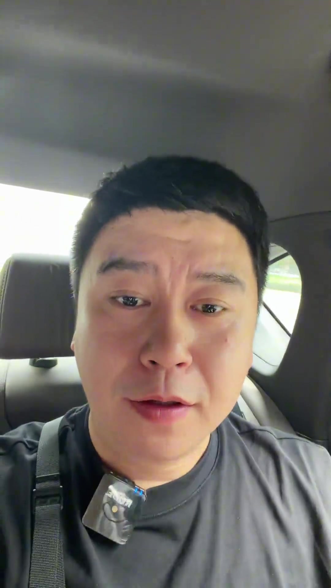 大史：快船现在不得不硬保小卡，否则和猛龙的交易作废损失更惨重封面