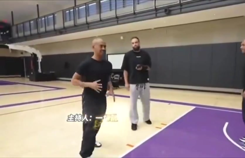 狄龙曾谈伦纳德：我喷垃圾话想激怒他，但无效！还被他打爆！封面